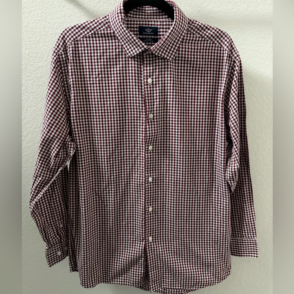 Dockers Men’s Burgundy and White Gingham Button-Down Shirt